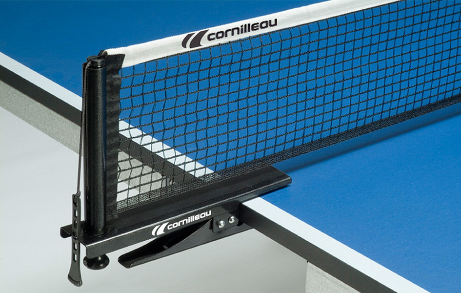 Cornilleau net on a blue ping-pong table